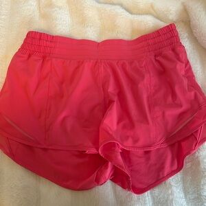 lululemon hotty hots